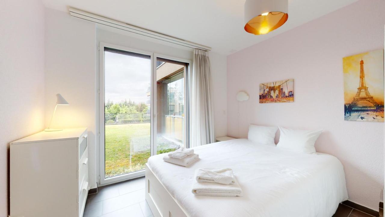 Modern Flat With Beautiful Outdoor Space Appartement Le Mont-Sur-Lausanne